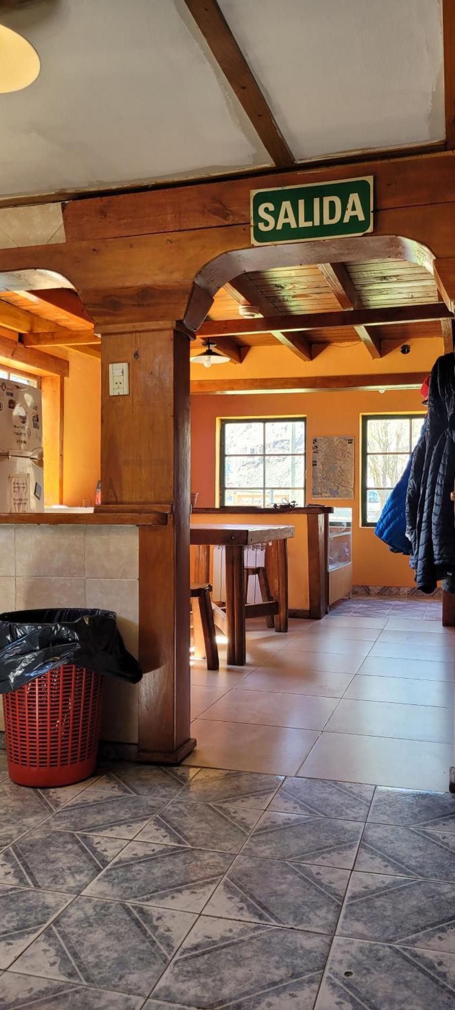 Hostel Las Cuatro Estaciones Эль-Чальтен Экстерьер фото